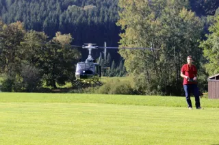 Freundschaftsfliegen