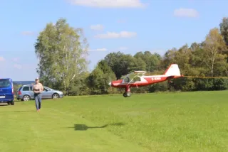 Freundschaftsfliegen