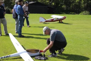 Freundschaftsfliegen